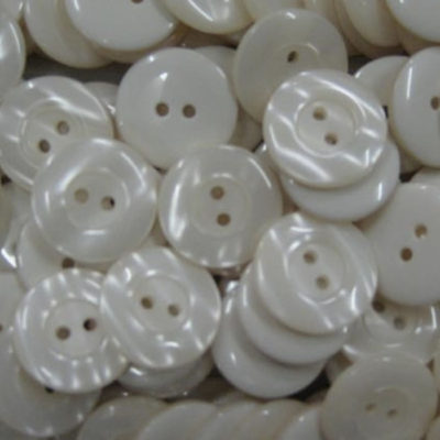 cream 20mm buttons