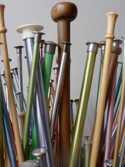 KNITTING NEEDLES